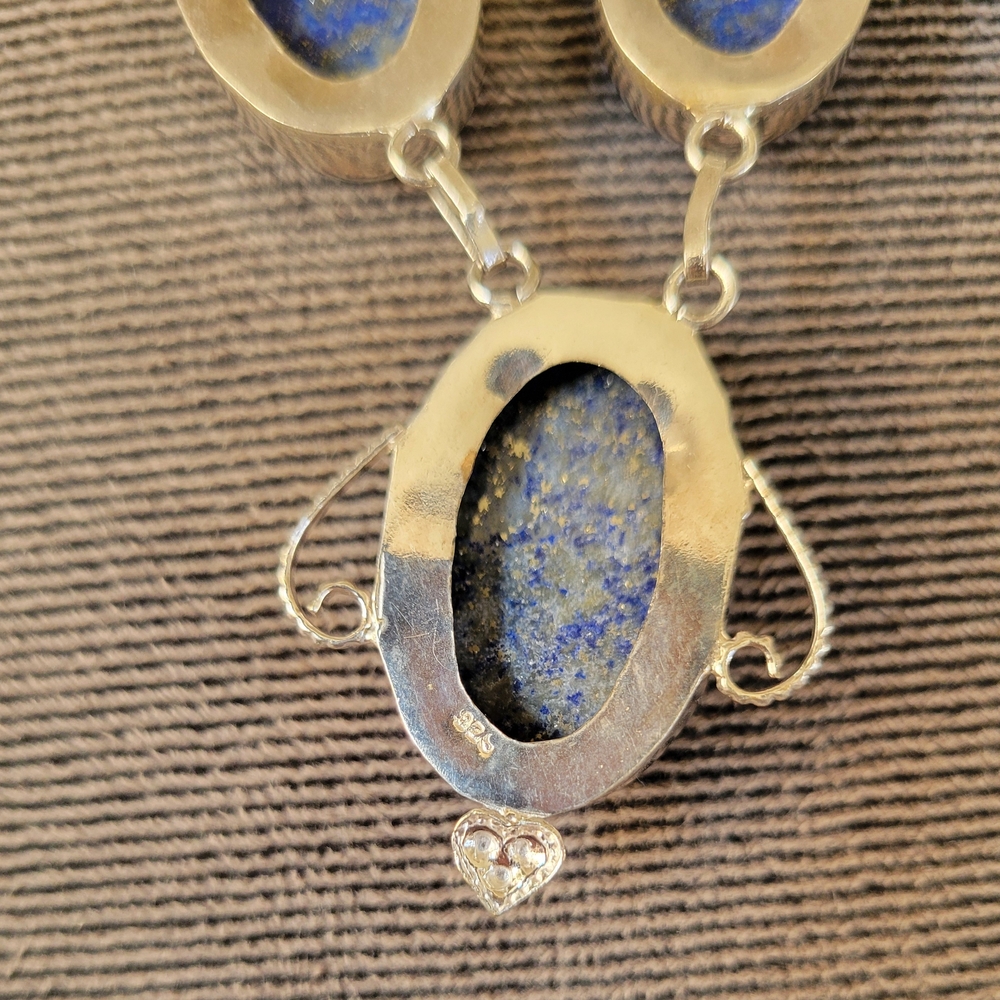Elegant Unique Blue Lapis Lazuli Stone and Silver Necklace - Picture 2 of 9